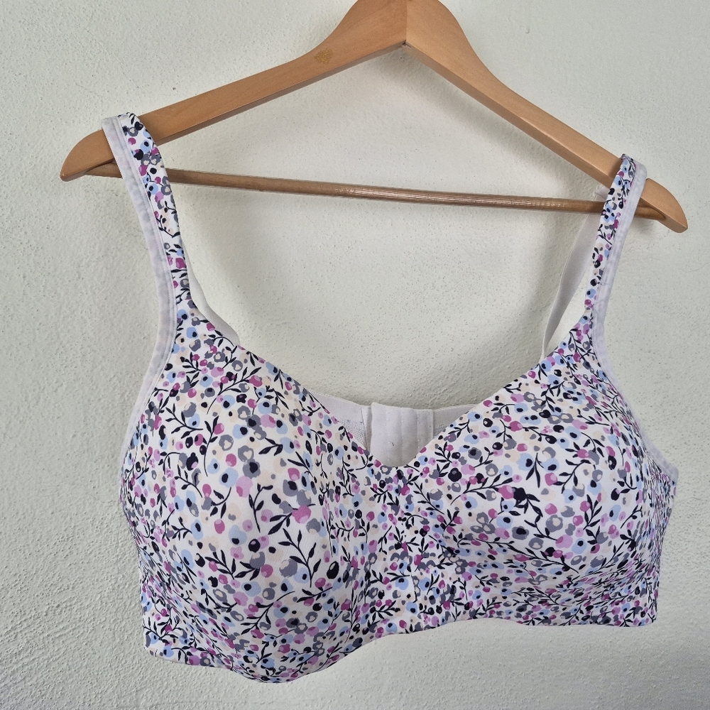 Voglio bra white with pink and blue floral print. Size 42D